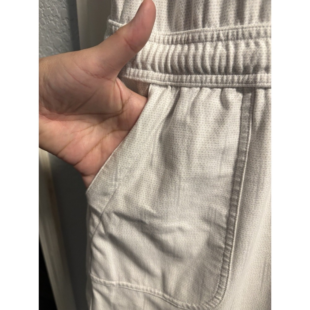 Athleta Romper Womens XL White Textured Sleeveless Drawstring Waist Pockets - Picture 3 of 7